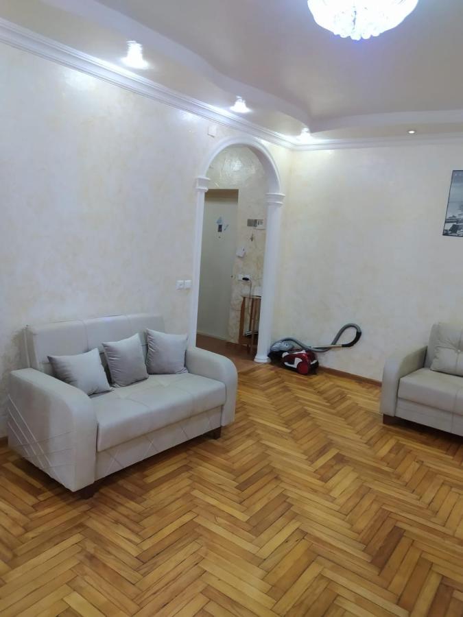 Apartment On 26 May Str باتومي المظهر الخارجي الصورة